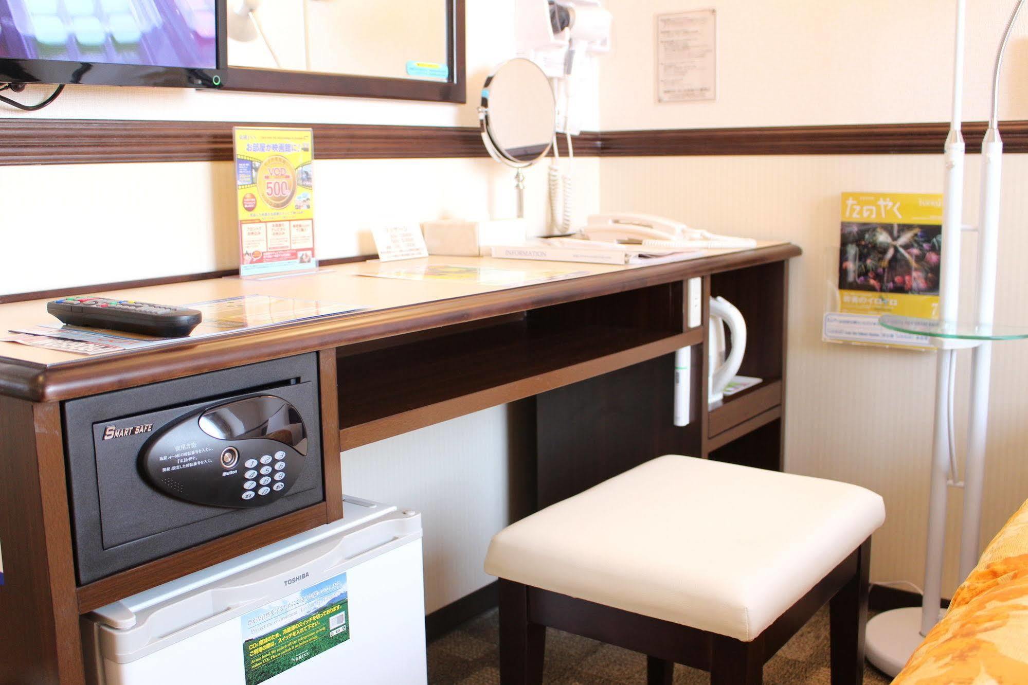 Toyoko Inn Okayama-Eki Nishiguchi Hiroba Экстерьер фото